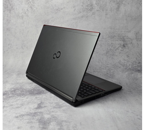 Ноутбук 15.6" Fujitsu LifeBook e756 i5-6300u 8GB DDR4 256GB SSD FHD 1920х1080 IPS LED