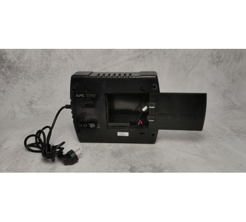 Источник бесперебойного питания (ИБП) APC Back-UPS ES 550VA (BE550G-RS)+ АКБ 12V 7AH