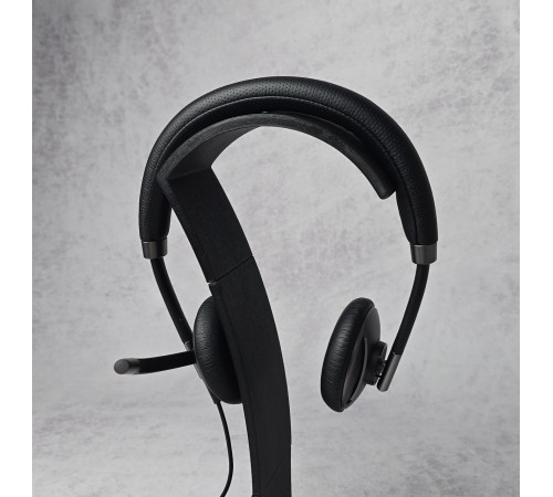 Профессиональная USB гарнитура Plantronics Blackwire C725