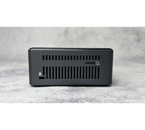 Компьютер ПК Intel NUC (7i7BNH) i7-7567U 16Gb DDR4 256Gb SSD NVMe