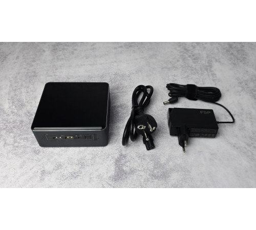 Компьютер ПК Intel NUC (7i7BNH) i7-7567U 16Gb DDR4 256Gb SSD NVMe