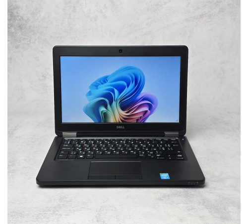 Ноутбук 12.5" Dell Latitude E5250 i5-5300u 8Gb DDR3 128Gb SSD Msata 1366x768 TN
