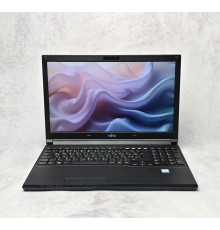 Ноутбук 15.6" Fujitsu LifeBook E556 i3-6100U 8GB DDR4 120Gb SSD 1920x1080 IPS LED