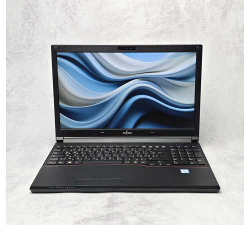 Ноутбук 15.6" Fujitsu LifeBook E556 i3-6100U 8GB DDR4 120Gb SSD 1920x1080 IPS LED