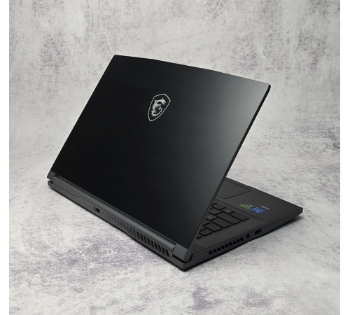 Ноутбук 15.6" MSI Gaming Thin 15 B12VE i5-12450H RTX 4050 32Gb DDR4 1Tb SSD M.2 1920x1080 IPS Новый NEW